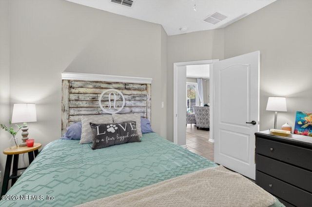 1612 CREEK POINT Boulevard, Jacksonville, FL 32218