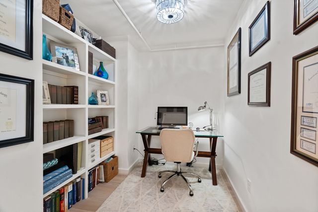 1731 Beacon St 1403, Brookline, MA 02445