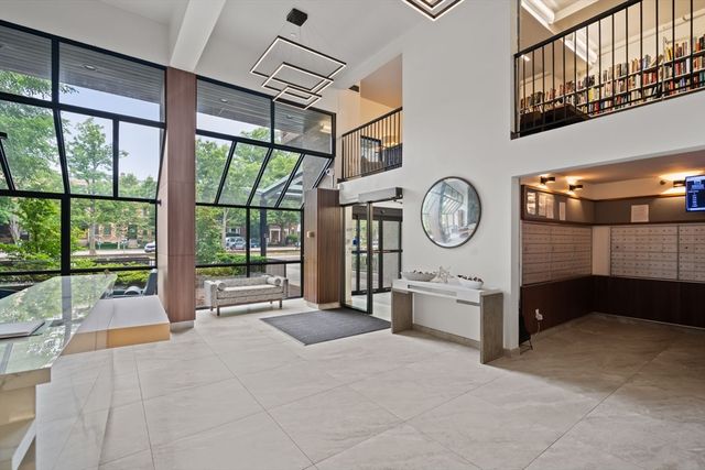 1731 Beacon St 1403, Brookline, MA 02445