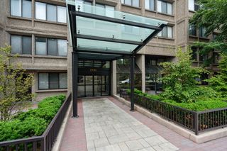 1731 Beacon St 1403, Brookline, MA 02445