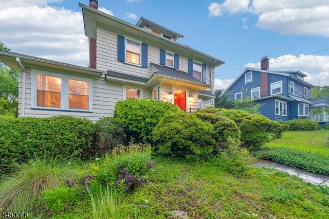 109 Tuscan Rd, Maplewood Twp., NJ 07040