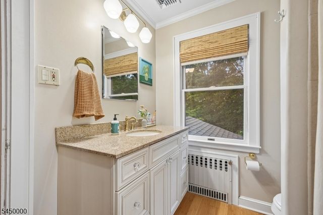 109 Tuscan Rd, Maplewood Twp., NJ 07040