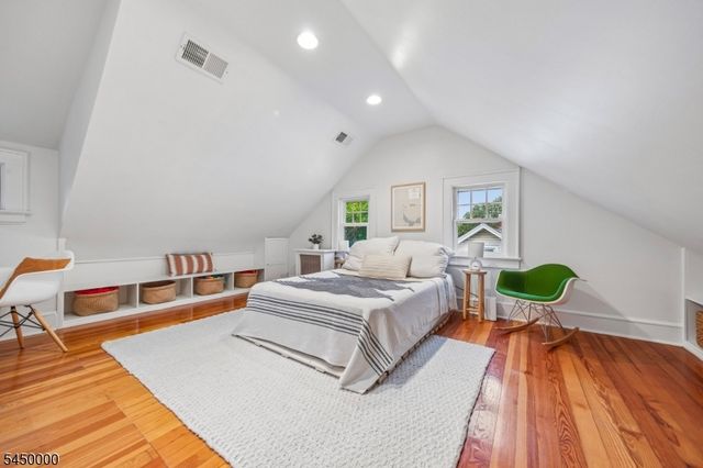 109 Tuscan Rd, Maplewood Twp., NJ 07040