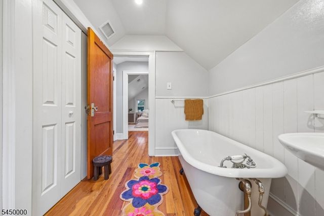 109 Tuscan Rd, Maplewood Twp., NJ 07040