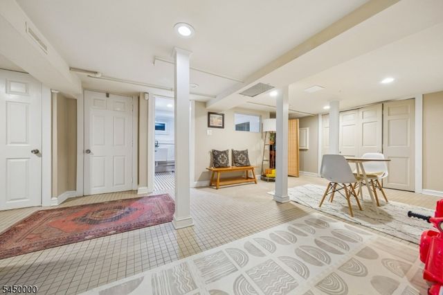 109 Tuscan Rd, Maplewood Twp., NJ 07040