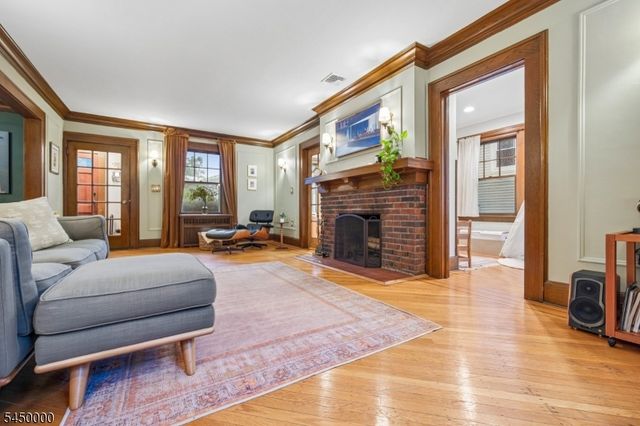 109 Tuscan Rd, Maplewood Twp., NJ 07040