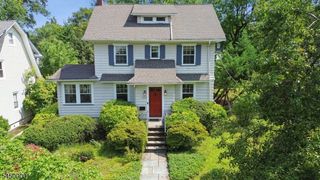 109 Tuscan Rd, Maplewood Twp., NJ 07040