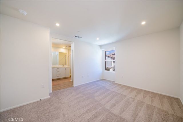 16135 Lumia Way, Fontana, CA 92336