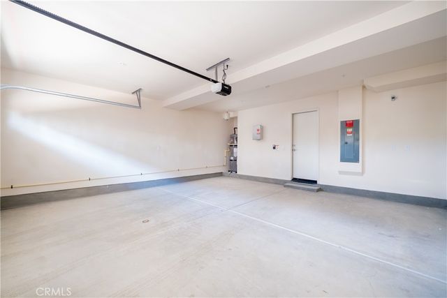 16135 Lumia Way, Fontana, CA 92336