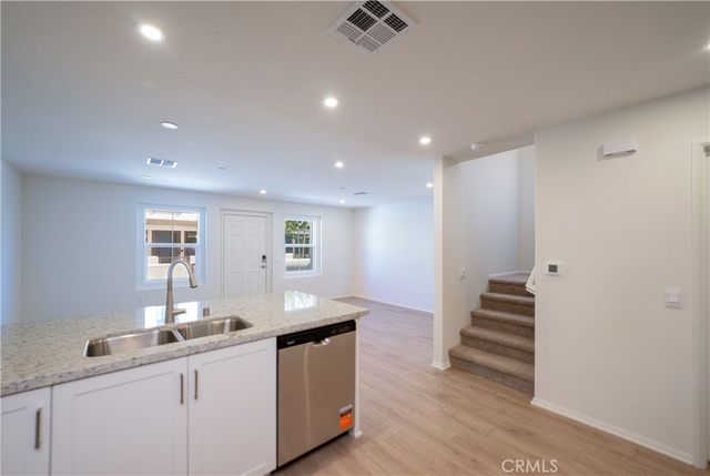 16135 Lumia Way, Fontana, CA 92336
