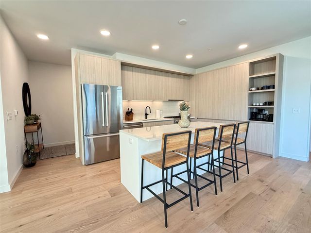 2209 S 1st ST 328, Austin, TX 78704