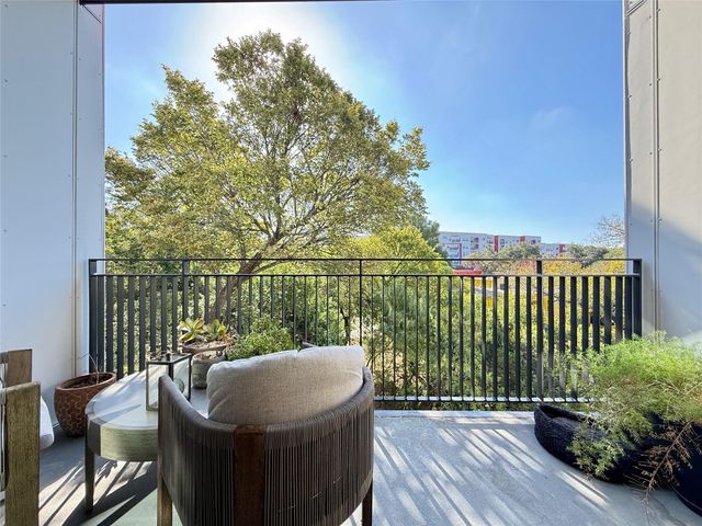 2209 S 1st ST 328, Austin, TX 78704
