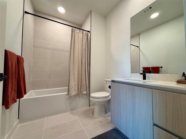 2209 S 1st ST 328, Austin, TX 78704