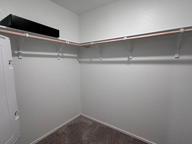 1140 Cattail LN, Bastrop, TX 78602