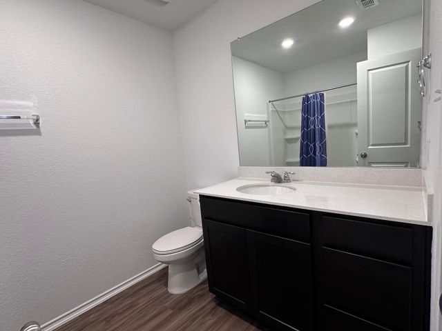 1140 Cattail LN, Bastrop, TX 78602