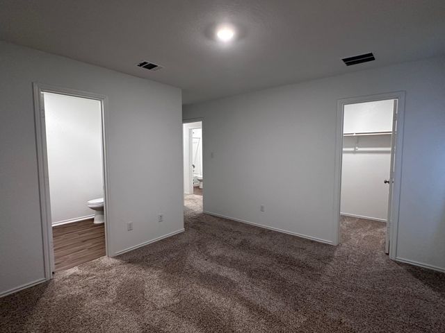 1140 Cattail LN, Bastrop, TX 78602