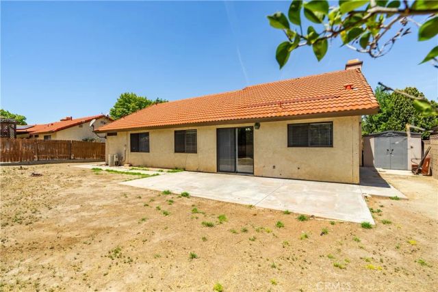 2808 College Park, Lancaster, CA 93536