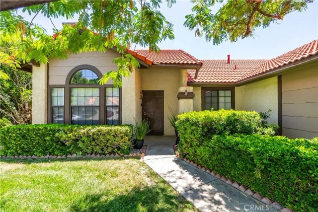2808 College Park, Lancaster, CA 93536