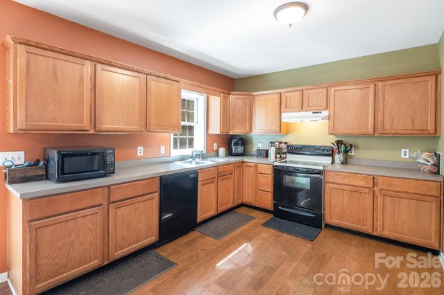 319 Glenn Bridge Road, Arden, NC 28704