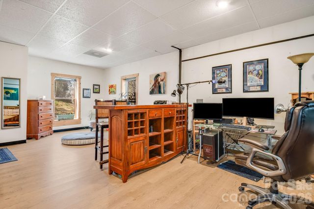 319 Glenn Bridge Road, Arden, NC 28704