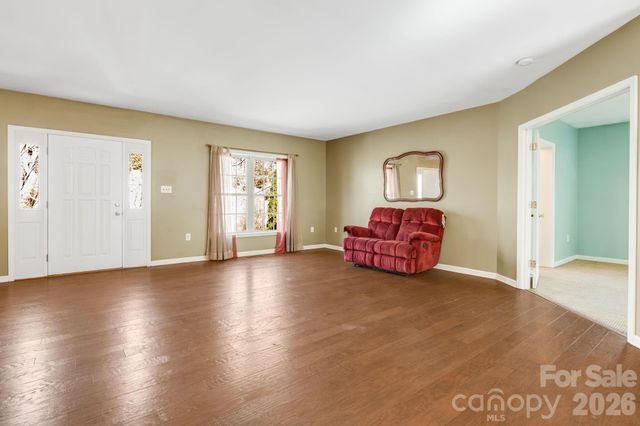 319 Glenn Bridge Road, Arden, NC 28704