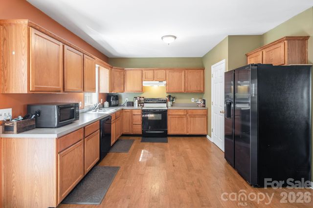 319 Glenn Bridge Road, Arden, NC 28704