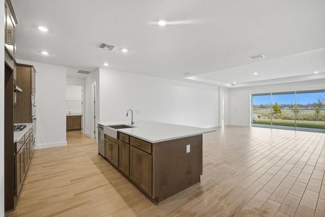 35889 EMBERVIEW DRIVE, Zephyrhills, FL 33541