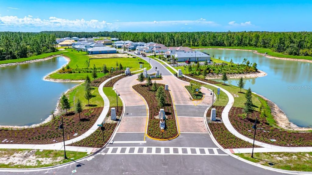 Image 14 of property listing at 35889 EMBERVIEW DRIVE, Zephyrhills, FL 33541