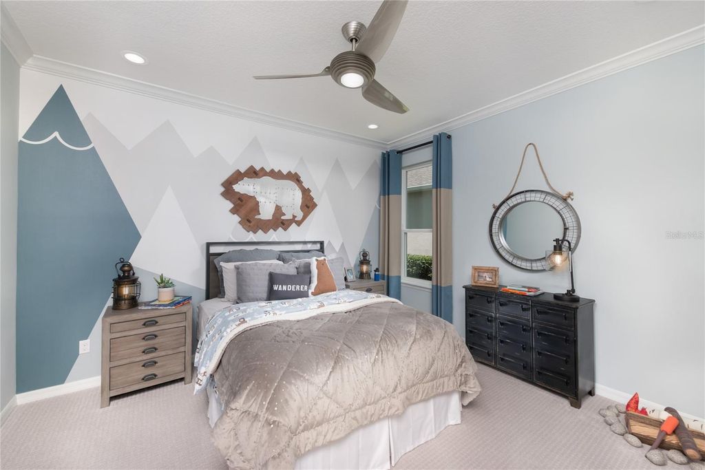 Image 10 of property listing at 35889 EMBERVIEW DRIVE, Zephyrhills, FL 33541