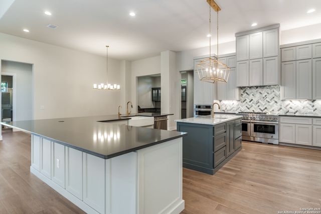 193 Ranch Heights, Boerne, TX 78015