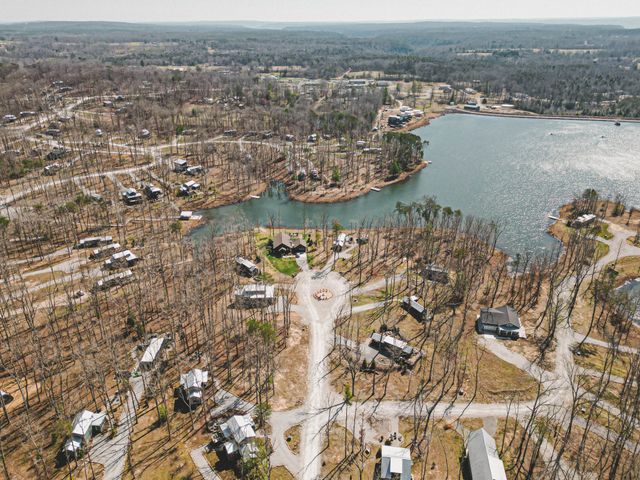 25 Heron Circle, Tracy City, TN 37387