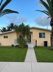 19921 Dothan Rd, Cutler Bay, FL 33157