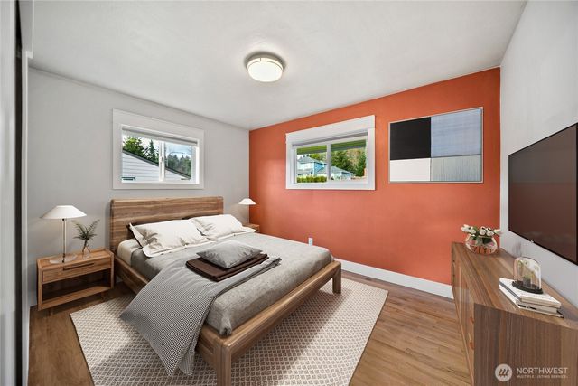 6516 Lake Drive, Bremerton, WA 98312