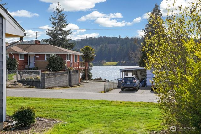 6516 Lake Drive, Bremerton, WA 98312