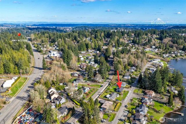 6516 Lake Drive, Bremerton, WA 98312