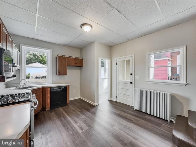 705 CHESTNUT ST, Columbia, PA 17512