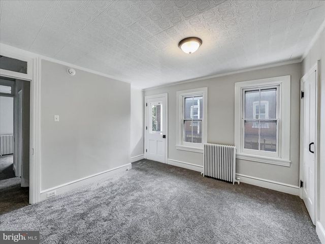 705 CHESTNUT ST, Columbia, PA 17512