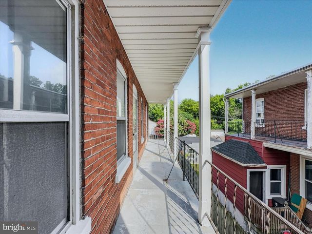 705 CHESTNUT ST, Columbia, PA 17512