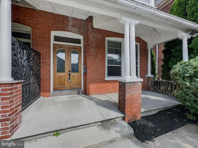 705 CHESTNUT ST, Columbia, PA 17512