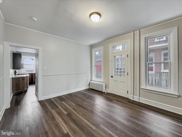 705 CHESTNUT ST, Columbia, PA 17512