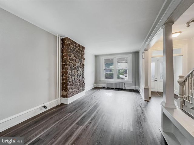 705 CHESTNUT ST, Columbia, PA 17512