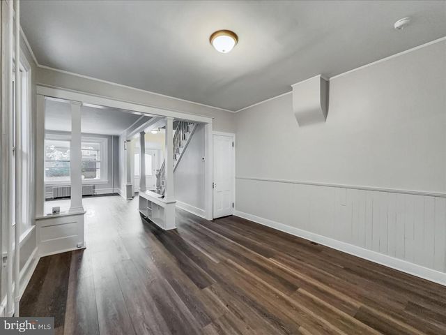 705 CHESTNUT ST, Columbia, PA 17512