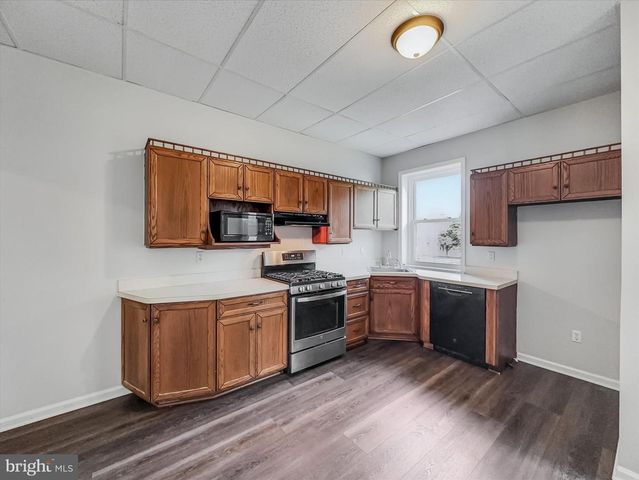 705 CHESTNUT ST, Columbia, PA 17512