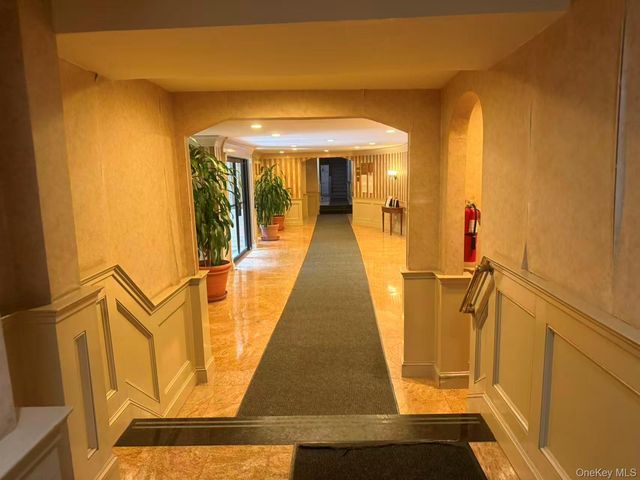 9963 66th Avenue F11, Rego Park, NY 11374