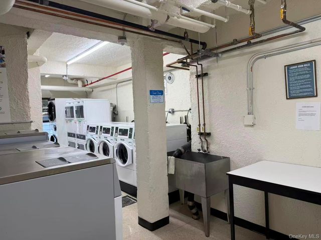 9963 66th Avenue F11, Rego Park, NY 11374