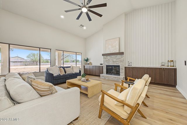 8921 N 172nd Drive, Waddell, AZ 85355