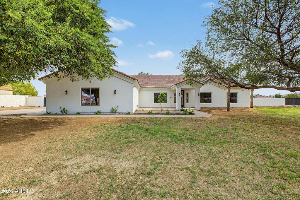 8921 N 172nd Drive, Waddell, AZ 85355