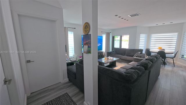 18197 SW 4th Ct, Pembroke Pines, FL 33029