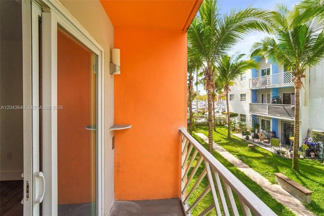 4335 S Tamiami Canal Drive 201, Miami, FL 33126