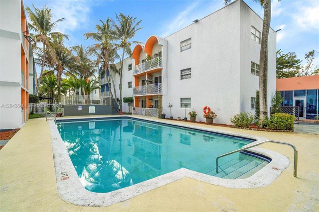 4335 S Tamiami Canal Drive 201, Miami, FL 33126